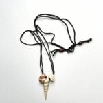 Various shell locket with wooden beads (Non-Adjustable)